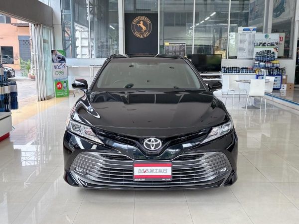 TOYOTA CAMRY 2.0G NEW เกียร์AT ปี19